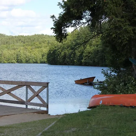 Alojamento de Turismo Selvagem Nad Jeziorem 5