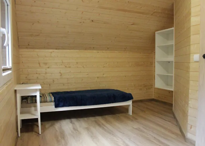 Nad Jeziorem 5 Chata Kamienica Krolewska