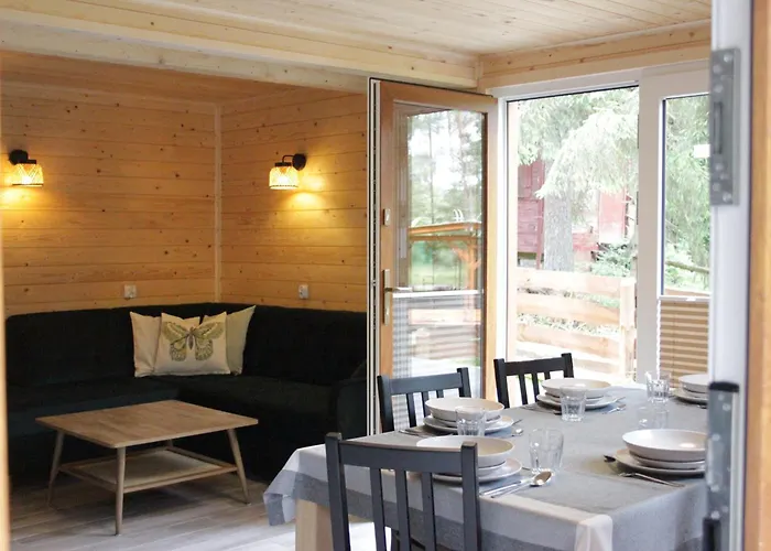 Nad Jeziorem 5 Kamienica Krolewska