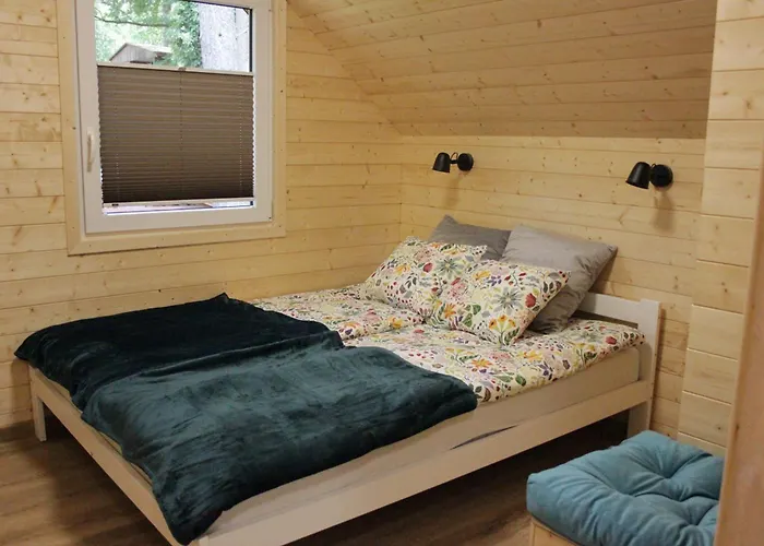 Chata Nad Jeziorem 5 Kamienica Krolewska