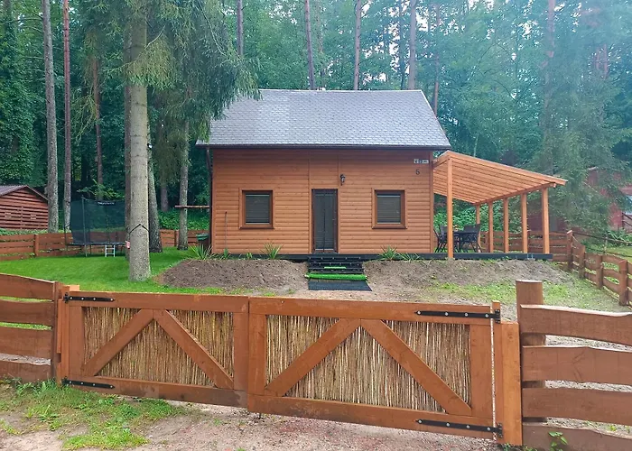 Nad Jeziorem 5 Chata