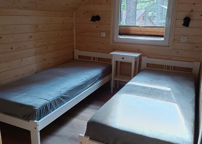 Nad Jeziorem 5 Chata